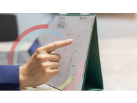 Proč je stolní pracovní kalendář lepší než mobilní aplikace